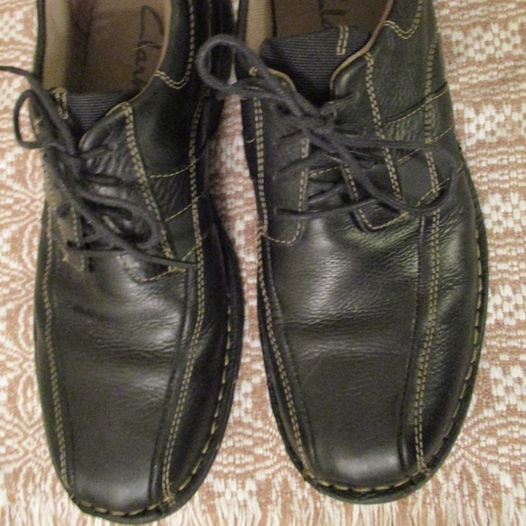clarks mens black lace up shoes